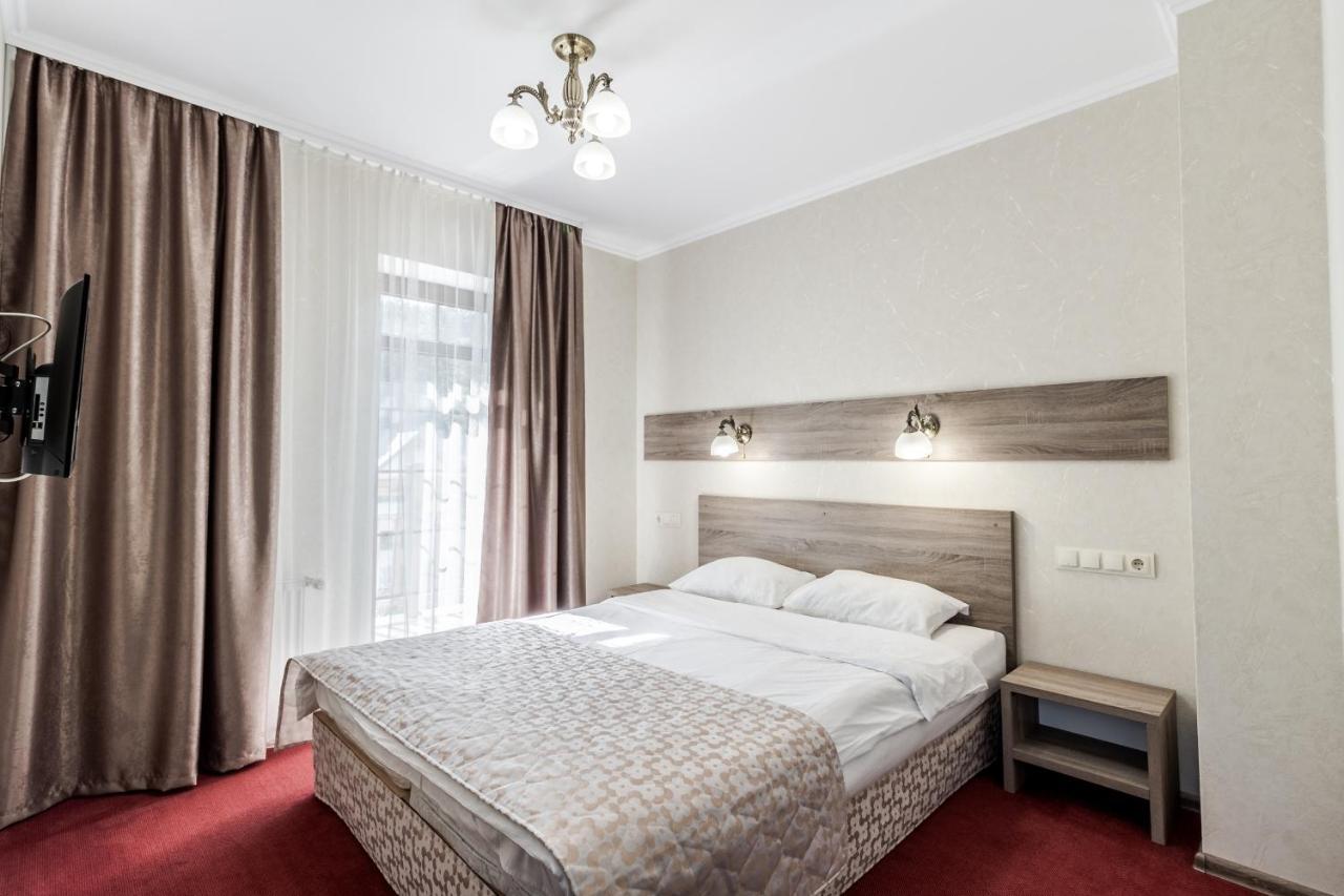 Gor Hotel